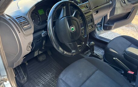 Skoda Fabia II, 2011 год, 850 000 рублей, 16 фотография