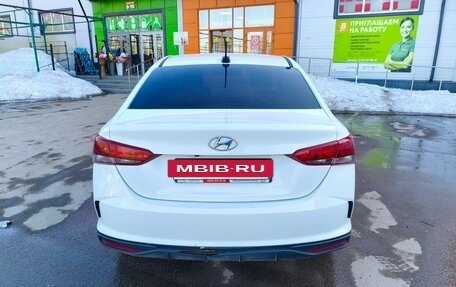 Hyundai Solaris II рестайлинг, 2018 год, 950 000 рублей, 7 фотография