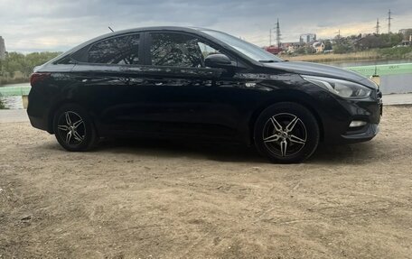 Hyundai Solaris II рестайлинг, 2017 год, 1 040 000 рублей, 3 фотография