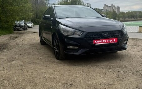 Hyundai Solaris II рестайлинг, 2017 год, 1 040 000 рублей, 2 фотография