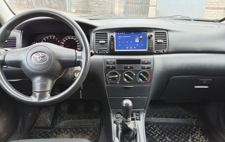 Toyota Corolla, 2005 год, 530 000 рублей, 15 фотография