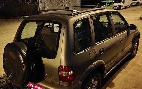 KIA Sportage IV рестайлинг, 2001 год, 110 000 рублей, 3 фотография