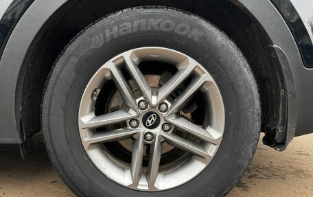 Hyundai Santa Fe III рестайлинг, 2017 год, 2 500 000 рублей, 14 фотография