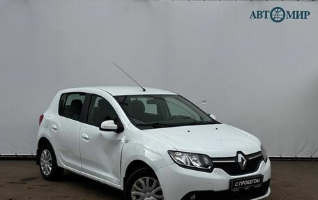 Renault Sandero II рестайлинг, 2016 год, 825 000 рублей, 3 фотография