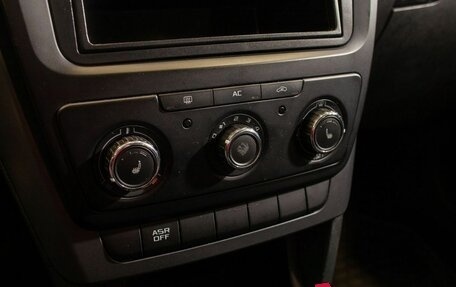 Skoda Yeti I рестайлинг, 2012 год, 745 000 рублей, 27 фотография