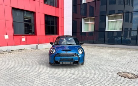MINI Cabrio, 2023 год, 3 970 000 рублей, 1 фотография