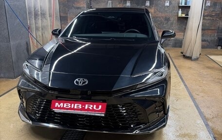 Toyota Camry, 2025 год, 5 300 000 рублей, 1 фотография