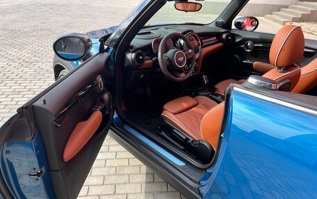 MINI Cabrio, 2023 год, 3 970 000 рублей, 16 фотография