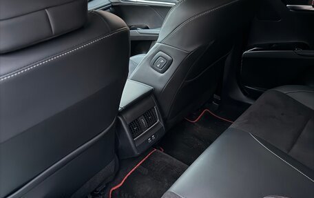 Toyota Camry, 2025 год, 5 300 000 рублей, 7 фотография