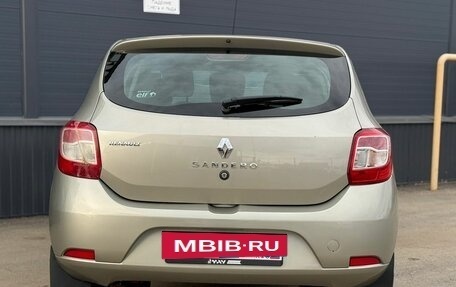 Renault Sandero II рестайлинг, 2016 год, 700 000 рублей, 5 фотография