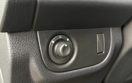 Renault Sandero II рестайлинг, 2016 год, 700 000 рублей, 26 фотография