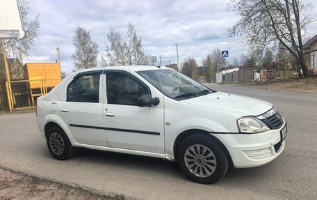 Renault Logan I, 2013 год, 250 000 рублей, 2 фотография