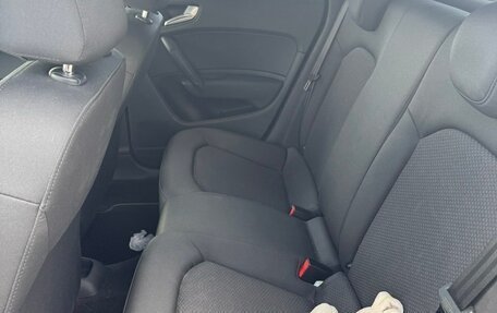 Audi A1, 2015 год, 1 550 000 рублей, 15 фотография