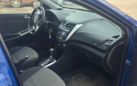 Hyundai Solaris II рестайлинг, 2013 год, 620 000 рублей, 7 фотография
