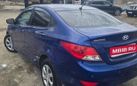 Hyundai Solaris II рестайлинг, 2013 год, 620 000 рублей, 4 фотография