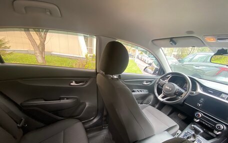 KIA Rio IV, 2021 год, 2 000 000 рублей, 10 фотография