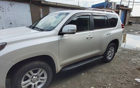 Toyota Land Cruiser Prado 150 рестайлинг 2, 2010 год, 2 680 000 рублей, 2 фотография