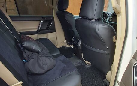 Toyota Land Cruiser Prado 150 рестайлинг 2, 2010 год, 2 680 000 рублей, 3 фотография