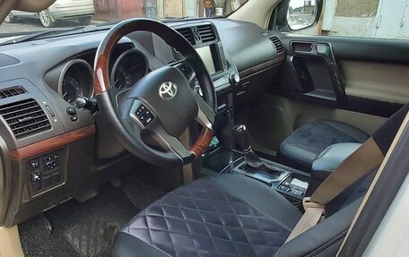 Toyota Land Cruiser Prado 150 рестайлинг 2, 2010 год, 2 680 000 рублей, 5 фотография