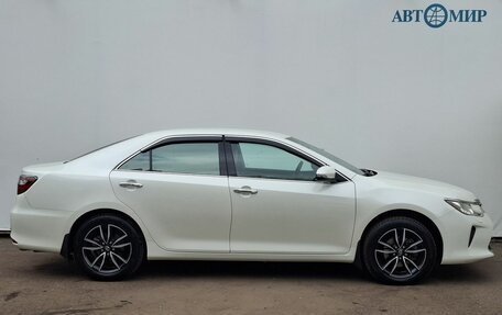 Toyota Camry, 2016 год, 2 450 000 рублей, 4 фотография