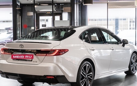 Toyota Camry, 2025 год, 5 190 000 рублей, 5 фотография