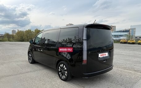 Hyundai Staria, 2021 год, 4 150 000 рублей, 6 фотография
