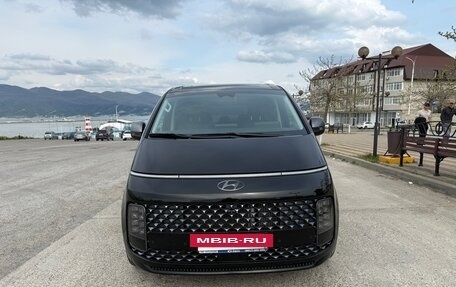 Hyundai Staria, 2021 год, 4 150 000 рублей, 2 фотография
