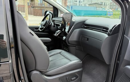 Hyundai Staria, 2021 год, 4 150 000 рублей, 16 фотография
