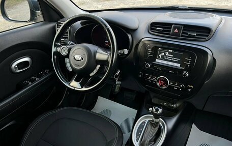 KIA Soul II рестайлинг, 2018 год, 1 599 000 рублей, 10 фотография