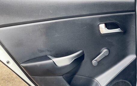 KIA Rio III рестайлинг, 2016 год, 889 000 рублей, 17 фотография