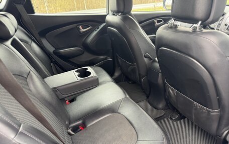 Hyundai ix35 I рестайлинг, 2012 год, 1 050 000 рублей, 25 фотография