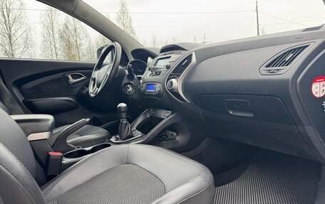 Hyundai ix35 I рестайлинг, 2012 год, 1 050 000 рублей, 27 фотография