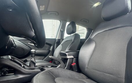 Hyundai ix35 I рестайлинг, 2012 год, 1 050 000 рублей, 30 фотография