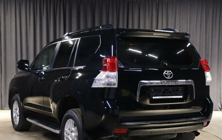 Toyota Land Cruiser Prado 150 рестайлинг 2, 2013 год, 2 849 000 рублей, 4 фотография