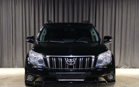 Toyota Land Cruiser Prado 150 рестайлинг 2, 2013 год, 2 849 000 рублей, 2 фотография