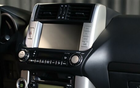 Toyota Land Cruiser Prado 150 рестайлинг 2, 2013 год, 2 849 000 рублей, 10 фотография