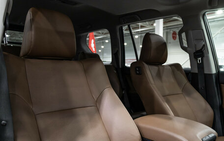 Toyota Land Cruiser Prado 150 рестайлинг 2, 2021 год, 6 400 000 рублей, 14 фотография
