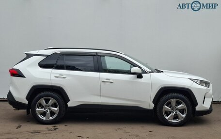 Toyota RAV4, 2020 год, 3 130 000 рублей, 4 фотография