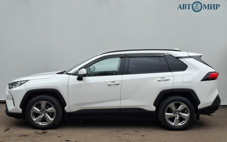 Toyota RAV4, 2020 год, 3 130 000 рублей, 8 фотография