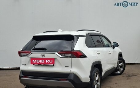 Toyota RAV4, 2020 год, 3 130 000 рублей, 5 фотография