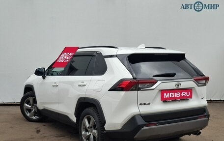 Toyota RAV4, 2020 год, 3 130 000 рублей, 7 фотография