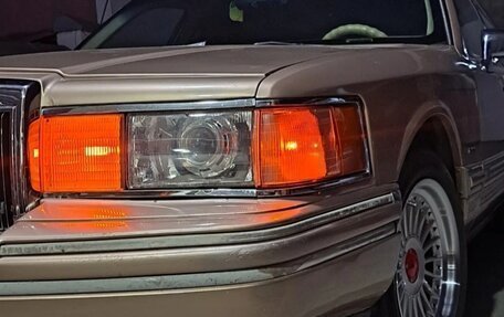 Lincoln Town Car II, 1992 год, 500 000 рублей, 3 фотография