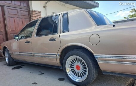 Lincoln Town Car II, 1992 год, 500 000 рублей, 11 фотография