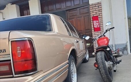 Lincoln Town Car II, 1992 год, 500 000 рублей, 10 фотография