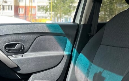 Renault Sandero II рестайлинг, 2014 год, 325 000 рублей, 12 фотография