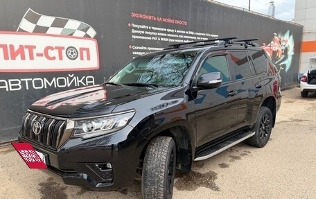Toyota Land Cruiser Prado 150 рестайлинг 2, 2021 год, 6 850 000 рублей, 2 фотография