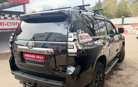Toyota Land Cruiser Prado 150 рестайлинг 2, 2021 год, 6 850 000 рублей, 4 фотография