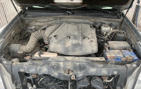 Toyota Land Cruiser Prado 120 рестайлинг, 2008 год, 2 495 000 рублей, 15 фотография