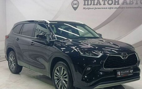 Toyota Highlander, 2026 год, 5 499 000 рублей, 3 фотография