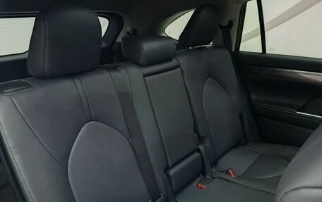 Toyota Highlander, 2026 год, 5 499 000 рублей, 15 фотография